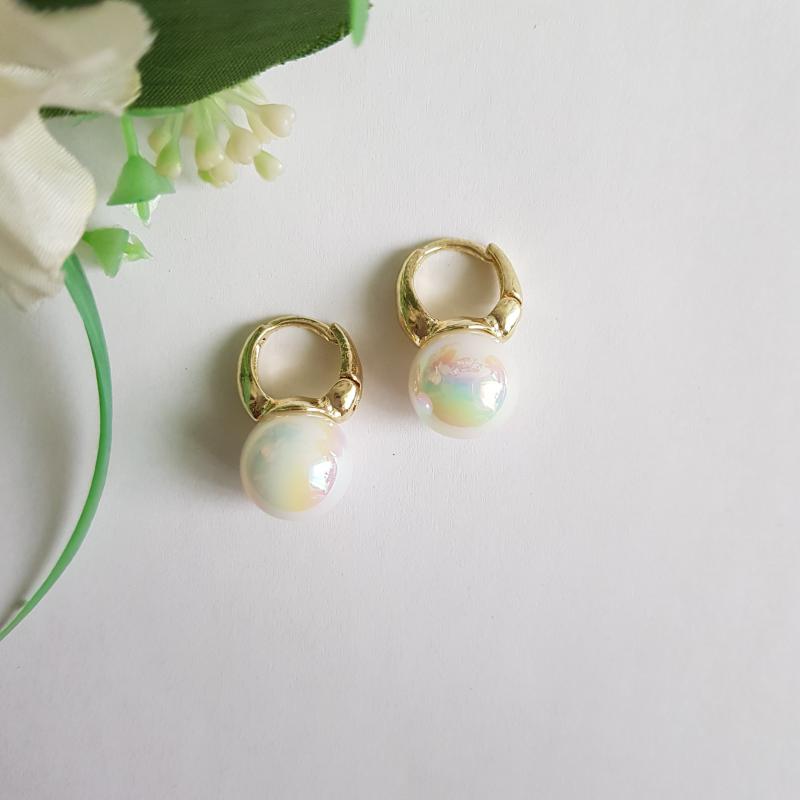 AB színű óriás gyöngyös fülbevaló