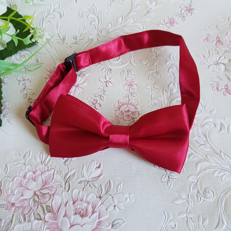 Borvörös színű gyerek szatén csokornyakkendő