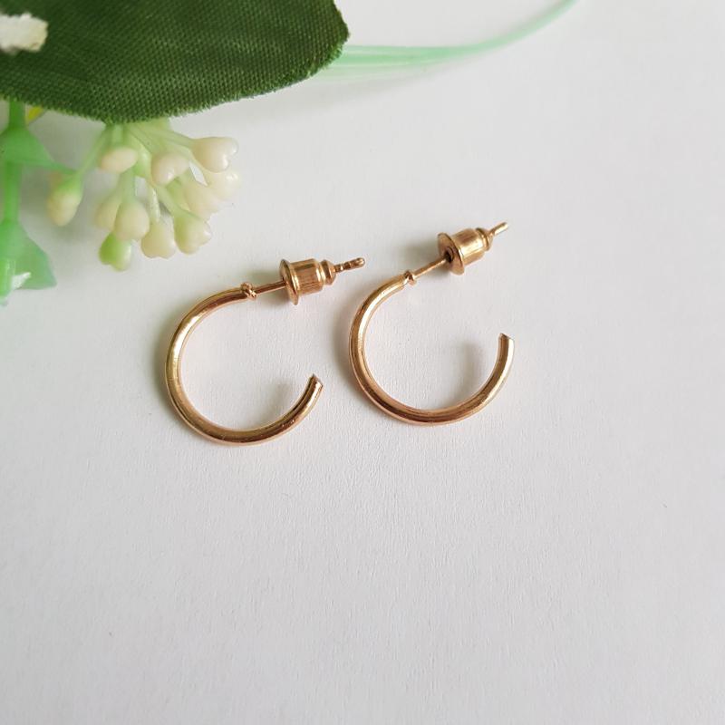 Bronz színű félkör fülbevaló