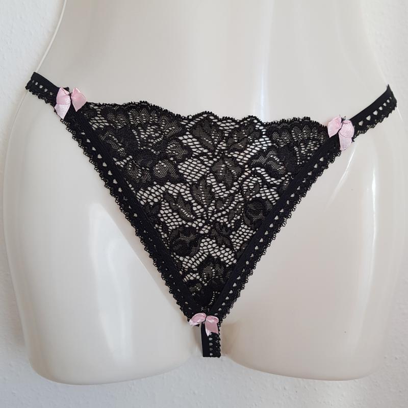 Egyedi készítésű fekete színű csipkés tanga bugyi masnival