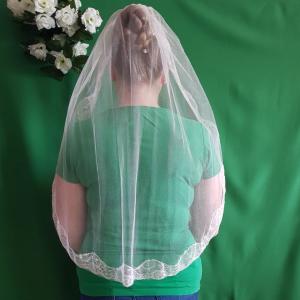 1 rétegű, csillogós, csipkés szélű EKRÜ menyasszonyi fátyol (61.2)