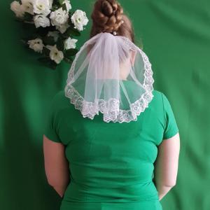 1 rétegű, csipkés szélű HÓFEHÉR MINI menyasszonyi fátyol (46.1)