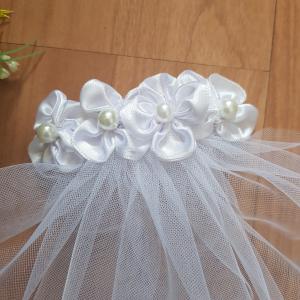 1 rétegű, gyöngyös szatén virágos, HÓFEHÉR MINI menyasszonyi fátyol (42.1)