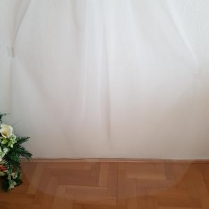 1 rétegű, szegetlen, HÓFEHÉR menyasszonyi fátyol 2 méter hosszú (29.1)
