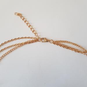 3 soros nyaklánc lógó díszekkel