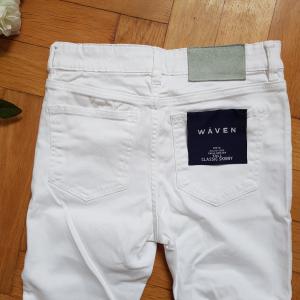 32-es/XS-es hófehér skinny nadrág