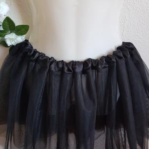 4 rétegű fekete pörgős tüll szoknya szatén derékkal