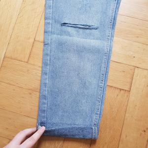 40-es/M-es koptatott, hasított farmer, nadrág