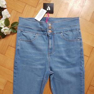 44-es/L-es 3 gombos, magasított derekú skinny farmer, nadrág