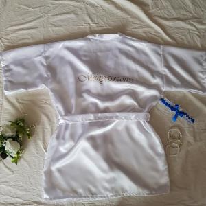 Arany menyasszony feliratos hófehér szatén köntös – kb. 4XL-es