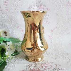 Aranyszínű, 3D virág díszes kerámia váza - 2. osztály