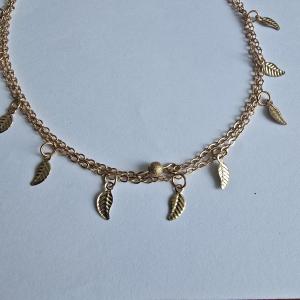 Aranyszínű, levél díszes, 2 soros karkötő, karlánc