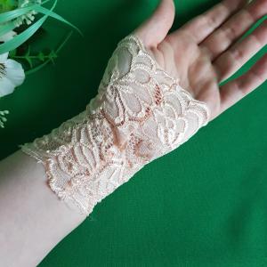 Barack színű, ujjatlan alkalmi csipke kesztyű