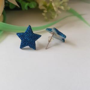 Csillogós kék színű, csillag alakú fülbevaló