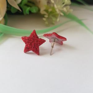 Csillogós piros színű, csillag alakú fülbevaló