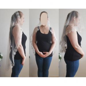 Csipkés szélű, Fésű nélküli, EKRÜ menyasszonyi fátyol, spanyol fátyol (57.2)