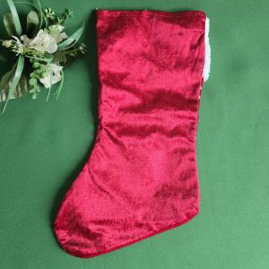 Csizma alakú, ezüst glitteres hópehely mintás mikulás zsák, textil ajándéktasak