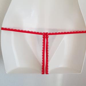 Egyedi készítésű piros-fekete csipkés nyitott tanga bugyi