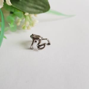 Ezüstszínű, béka alakú klip fülbevaló, fül mandzsetta, fülkapocs