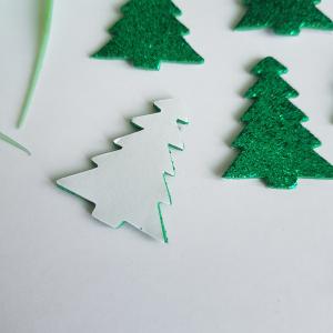 Glitteres fenyőfa alakú pufi matrica, öntapadós karácsonyi dísz DARABRA