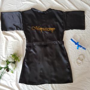 Hímzett Arany menyasszony feliratos fekete szatén köntös – kb. S-es