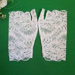 Hófehér, egyujjas menyasszonyi csipke kesztyű