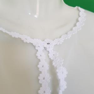 Hófehér színű, csipkés szélű menyasszonyi pelerin, tüll pelerin, válltakaró