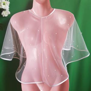 Hófehér színű. szatén szegélyes, gyöngyös pelerin, menyasszonyi pelerin, válltakaró