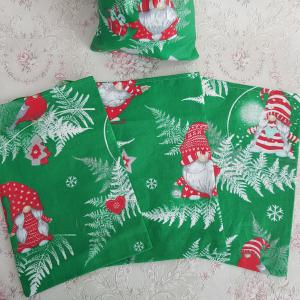 Karácsonyi manó mintás zöld mikulás zsák, textil ajándéktasak