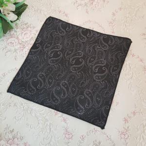 Kétoldalas török mintás szatén díszzsebkendő dobozban