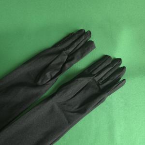 Könyék fölé érő fekete színű báli jersey kesztyű