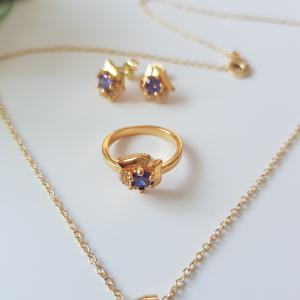 Lila-kristály strasszköves Ékszerszett: nyaklánc + fülbevaló + gyűrű
