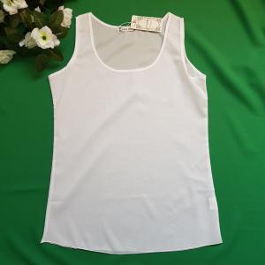 M-es hófehér ujjatlan blúz, póló, felső