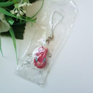 Pink színű, maci díszes papucs alakú mobildísz, függődísz, táskadísz