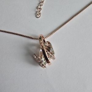 Rosegold színű, strasszköves nyaklánc