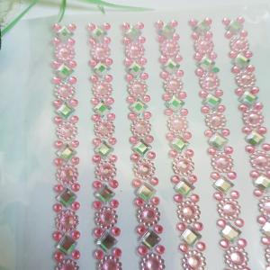 Rózsaszín öntapadós strasszkövek dekoráláshoz