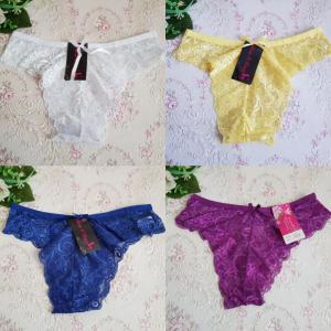 S-M-es csipkés bugyi