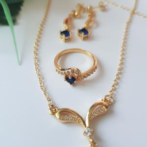 Sötétkék-kristály strasszköves Ékszerszett: nyaklánc + fülbevaló + gyűrű