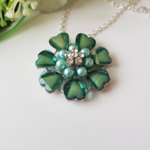 Strasszköves, kék gyöngyös, zöld köves virág alakú nyaklánc