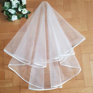 Szatén szegéllyel szegett, Fésű nélküli, EKRÜ menyasszonyi fátyol (25.2)
