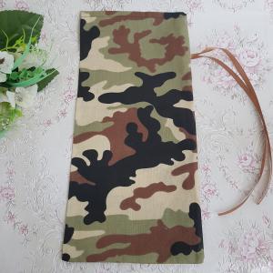 Terepmintás, terepszínű zsák, textil ajándéktasak pezsgőkhöz