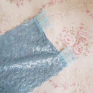 XL-es / 46-48-as francia csipke bugyi csipkepánttal