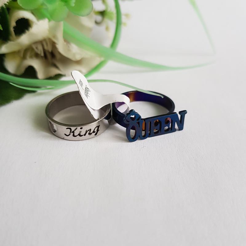 Ezüst és kék színű, KING és QUEEN feliratos páros gyűrű, gyűrűpár