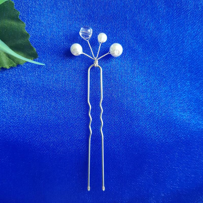 Fehér gyöngyös, 4 ágú menyasszonyi hajtű, drótos hajdísz