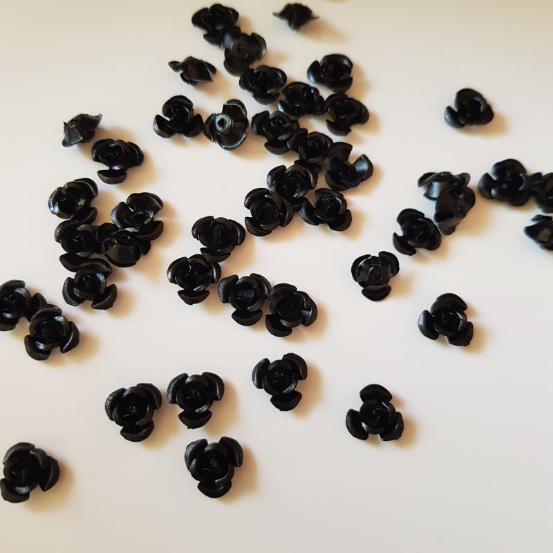 Fekete színű miniatűr fém rózsa dísz, díszítő elem