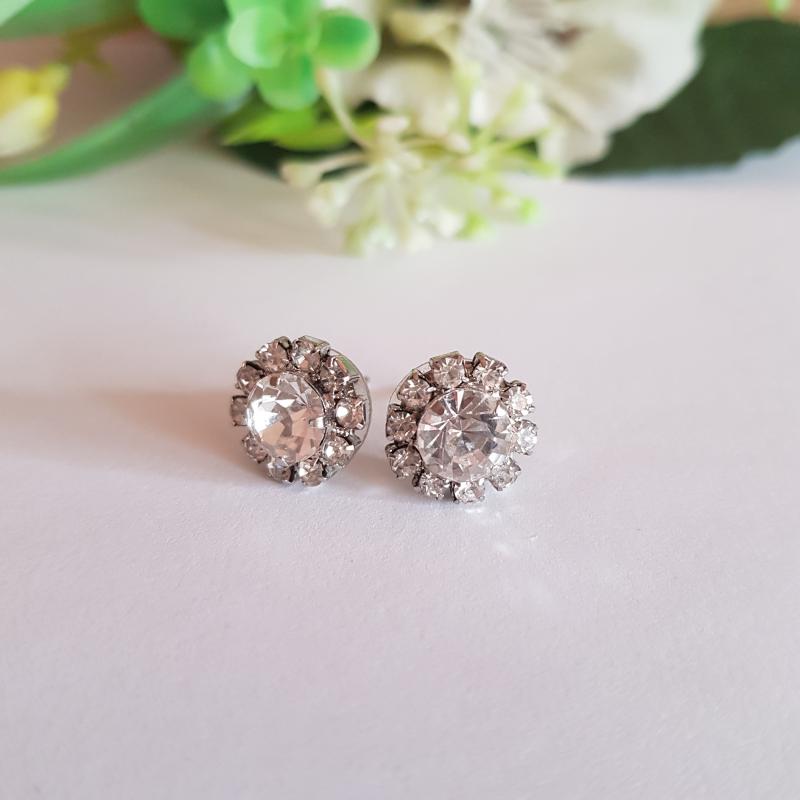 Kör alakú strasszköves alkalmi fülbevaló