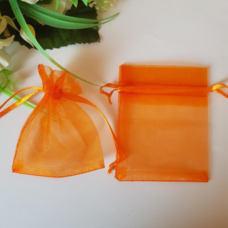 Narancssárga színű organza dísztasak, ajándék tasak – kb. 7x9cm
