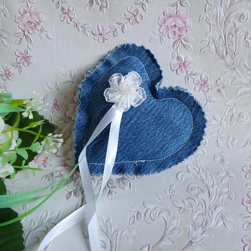 Szív alakú MINI farmer gyűrűpárna