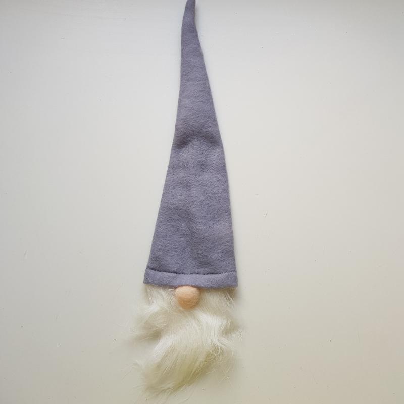 Szürke sapkás karácsonyi manó dísz pezsgősüvegre, borosüvegre