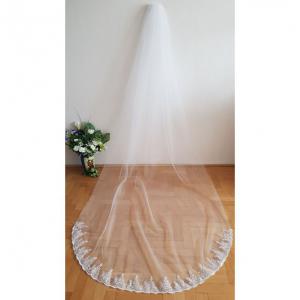 1 rétegű, flitteres, csipkés szélű HÓFEHÉR, 3 méteres menyasszonyi fátyol (90.1)